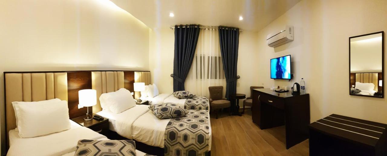 Petra Heart Hotel วาดี มูซา ภายนอก รูปภาพ